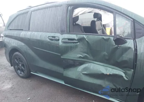 2025 Toyota Sienna Woodland Edition z USA, uszkodzony, nr VIN 5TDCSKFCXSS209959